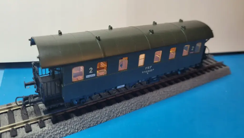 Listwa oświetlenia z dekoderem DCC wagon donner Roco 6200013